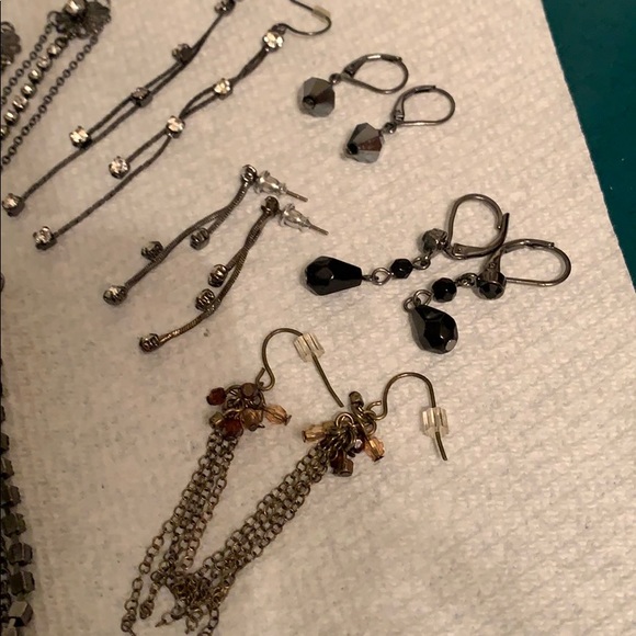 Jewelry - Picture 7 of 8